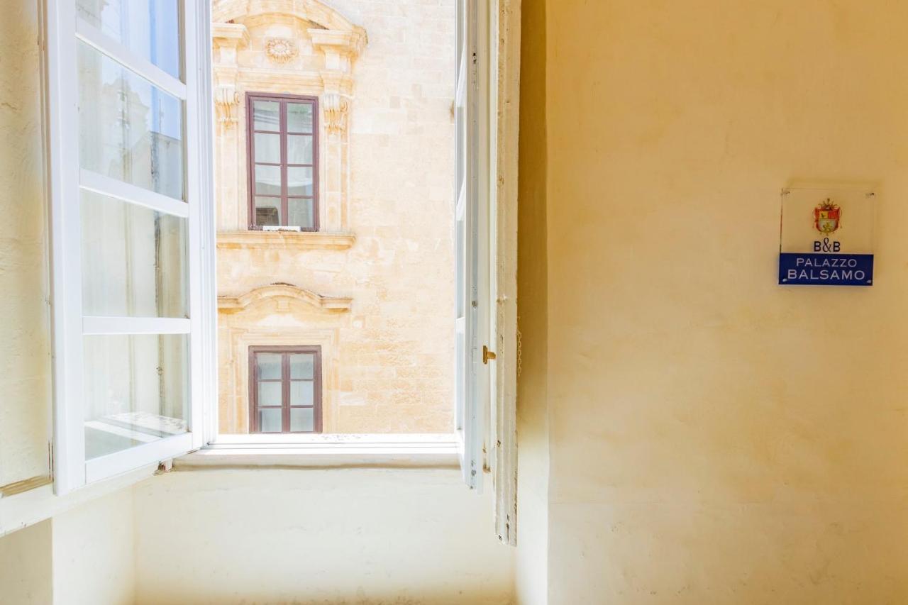 مبيت وإفطار غالّيبولي Palazzo Balsamo المظهر الخارجي الصورة